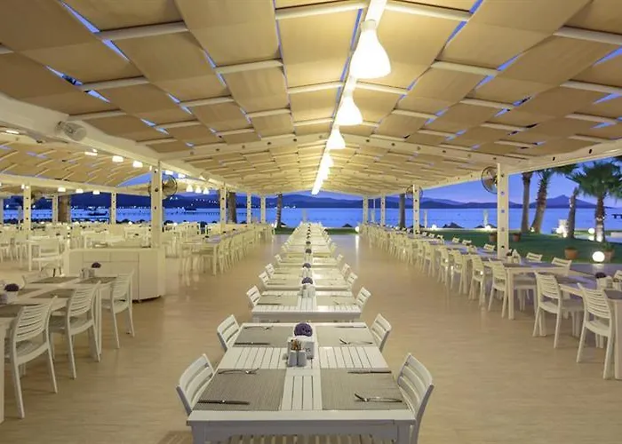 Club Sardinia Ξενοδοχείο 4*