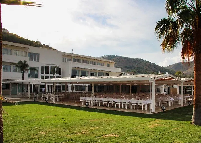 Club Sardinia Ξενοδοχείο Αλικαρνασσός