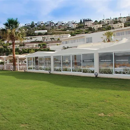 Hotell Club Sardinia 4*
